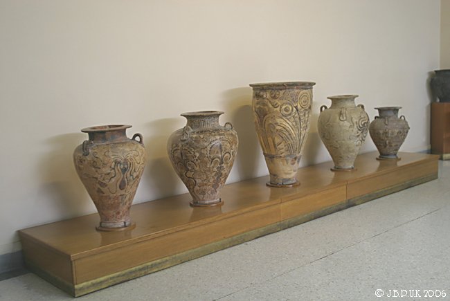 6639_greece_crete_irakleio_museum_digi_24b_2006