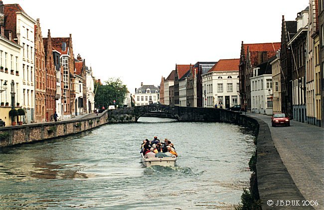 belgium_bruges_canalnorth_boat_2000.