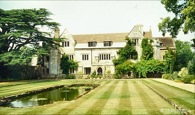 england_general_dorset_athelhampton_house_garden_1998_0123