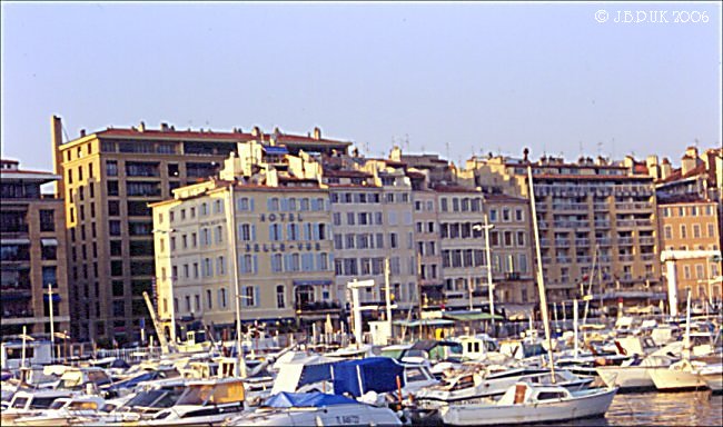 france_marseille_hotels_north_0203_2003