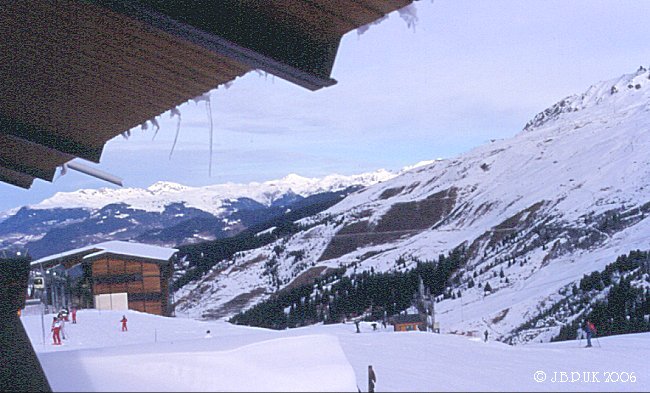 ski_france_mirabel_mottaret_cafe_balcony_1998_0109