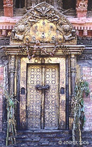 nepal_patan_mul_chowk_temple_offerings_1989_0152