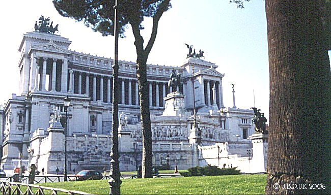 italy_rome_victor_emannuell4_1998_0008