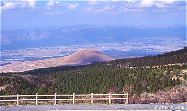 japan_southern_volcano_1994_0181