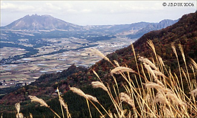 japan_volcanic_valley_1994_0174