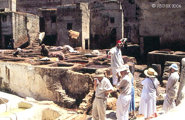 morocco_fes_leather_tannery2_0096_0032