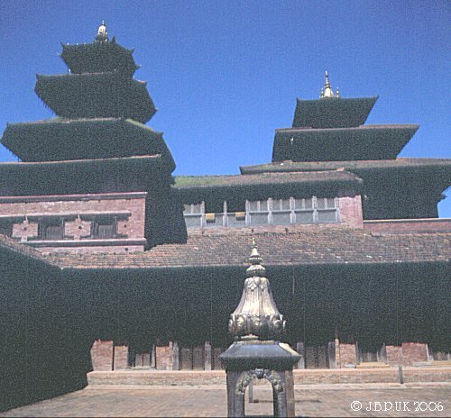 nepal_kathmandu_mul_chowk_temple_1998_0130