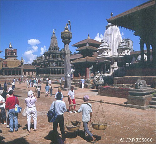 nepal_patan_durbar_square_1998_0130