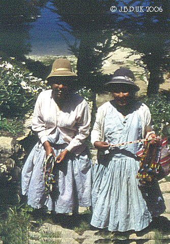 peru_lake_titicaca_sun_island_woman_steps_1997_0024a
