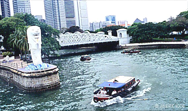 singapore_central_river_merlion_1999_0191