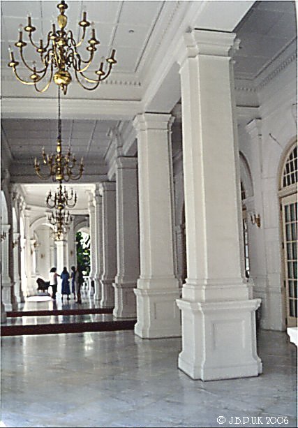 singapore_raffles_hotel_interior_1999_0192