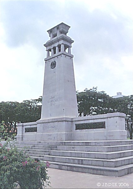 singapore_war_memorial_1999_0192