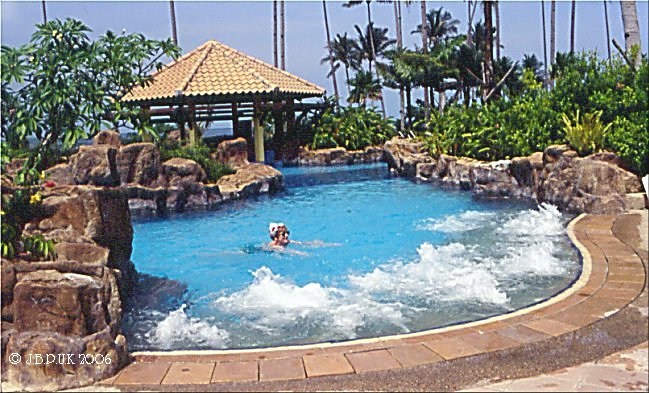 singapore_bintan_resort_pool_02_1999_0206