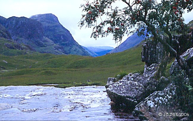 uk_scotland_glen_coe_river_1995_0042