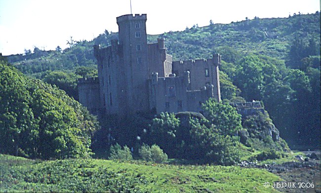 uk_scotland_skye_dunvegan_castle_1995_0044